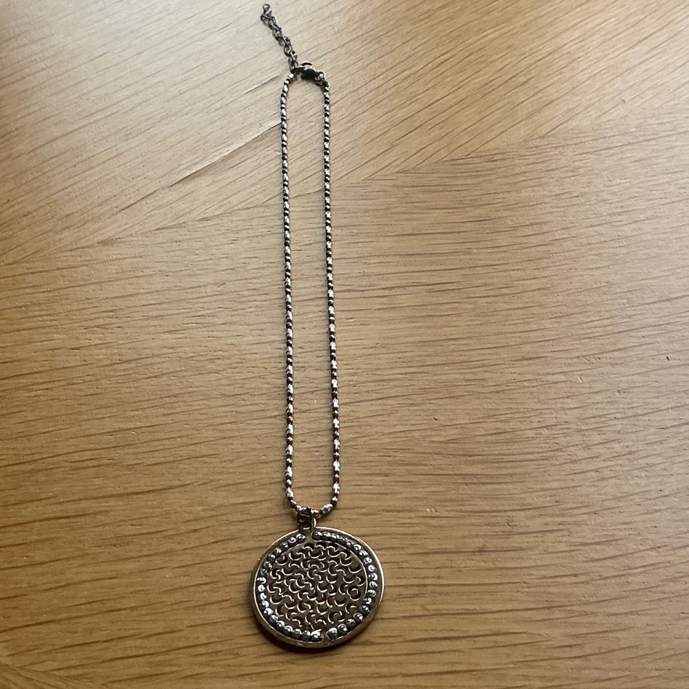 Vintage Rose Gold Round Pendant
